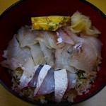 魚天 - 地魚・白身三色丼・５００円