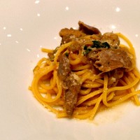 ラ・テラス イリゼ - 奈良県産　倭鴨　と秋茄子のラグ-ソース。自家製麵　キタッラ