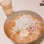 Kankoku Gohan Shuka Daidai - 辛冷麺