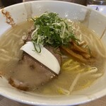 札幌麺屋 美椿 - 塩ラーメン930円