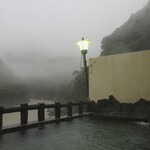 やど湯の里 - 早朝の露天風呂