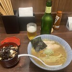 Niboshi Chuuka Soba Kemuri - 煮干し中華そば（細麺）と　チャーシューひつまぶし（2023年8月24日撮影）