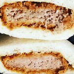 三谷牛肉店 - メンチ＆カツサンド