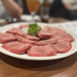 秋葉原 炭火焼肉 たん清 - 