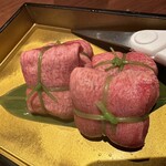 肉亭 こむらさき - 