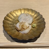 麻布十番 鮨 無銘 - 石垣貝、蒸し鮑