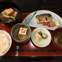 よし邑 - 信楽(日替わりランチ) よし邑 - 信楽(日替わりランチ)