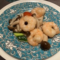 華都飯店 OsakaMetro本町ビル店 - 海老と野菜のあっさり炒め