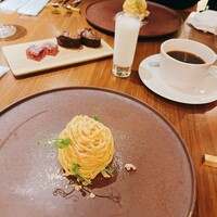 ERUTAN RESTAURANT BAR - 
