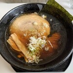 Ramen Izakaya Marusei - 醤油らーめん　800円