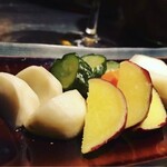 ヤッサイ モッサイ - 