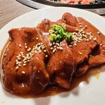 老舗精肉店直送 岡崎焼肉 飛騨牛の奴隷 - 