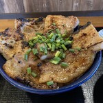 食堂 かわひがし - 元祖まぼろしの味噌豚丼 1,000円