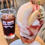 My Home Coffee, Bakes, Beer - ■桃のアイスパフェ(R5.8月下旬)