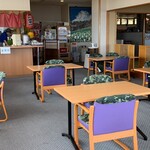 波の華 食事コーナー - 店内の様子