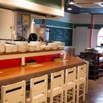 kobas - カウンター席で大人なワインタイムでもいかがですか♪