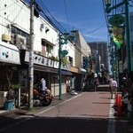 つけ麺 道 - 道・商店街の一角にあります