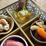 カフェ 閑居 - 木の実白和え・夏野菜のゼリー寄せ・煮物盛り合わせ