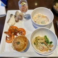 ブッフェアンドカフェ スロープサイドダイナー ザクロ - 