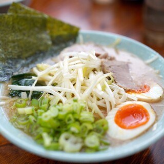 ラーメンショップ - 料理写真: