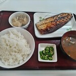 四日市ヒモノ食堂 - こんぶサバ定食