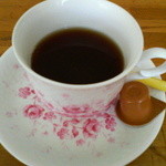 コーヒーはセルフで自由に飲めます