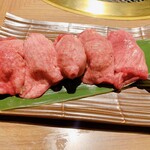 焼肉 徳寿 - 