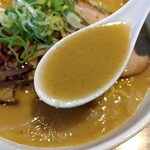 麺屋 はる吉 - スープ