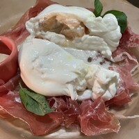 Cucina del NABUCCO - 白桃ブッラータ生ハム添え