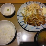 やよい軒 - 料理写真:大豆ミートの生姜焼き定食680円、ご飯お代わり無料(2023.8.13)