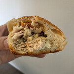 ブーランジェリー セイジアサクラ - チキンがたっぷり！