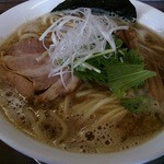 魚だしたっぷりらーめん　700円