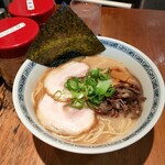 熊本ラーメン ひごもんず - ラーメン大盛¥860