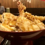 Saka goya - ドーン　丼からはみ出す穴子まるまる一本は迫力あります