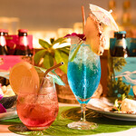 AiNA ORGANIC KITCHEN  - オリジナルカクテル（ハワイアンブルーレモン）、オリジナルカクテル（南国オレンジ）、オーガニックアサイーボール、BIGWAVE（KONA）、 LONGBOARD（KONA）