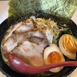 横浜家系らーめん たけ家 - 