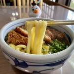 うどん亭いわせ - うどんは昔ながらの味わい。