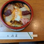 丹甫 - ちらし寿司1800円