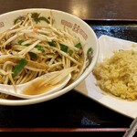 Fukushoumon Honkomagometen - もやし麺 半炒飯