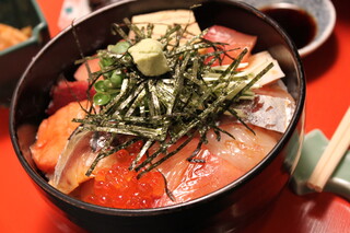Kaifuutei - 海鮮丼サービスランチ　1,190円