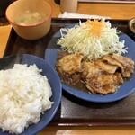 とんき - 豚ロース生姜焼き肉多め＋ご飯大盛り
1100円＋無料