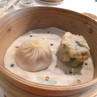 中國菜 奈良町 枸杞 - 大和ポークの小籠包　雲南百薬と大和ポークの焼売