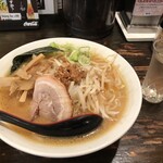 乃木坂ラーメン 東京食品 まる彦 - 