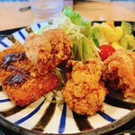 若狭 醤油かつ丼と豚汁 厳選味覚 うまもんや - 鶏唐揚げとハムカツ