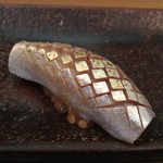 すし匠 - 江戸前小肌（ナカズミ）