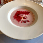 ロシア料理 チャイカ - 冷製ボルシチ