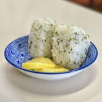 Chuuka Soba Semmonten Ra-Men Gorou - おむすび（1皿 2個）200円