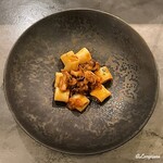 カーサ・デル・チーボ - 自家製のパッケと八代貝のトマトソース