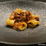 カーサ・デル・チーボ - 自家製のパッケと八代貝のトマトソース