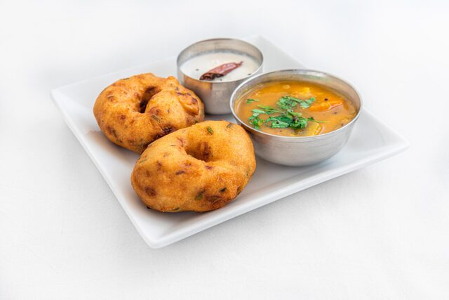 ウディン・ワダ (2個)